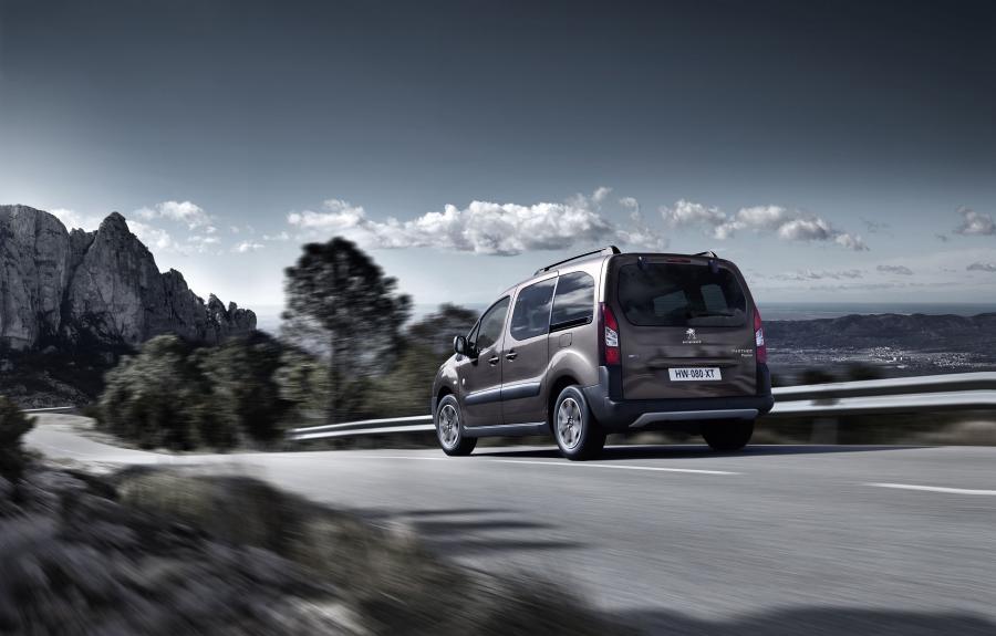  Peugeot Partner Tepee OutDoor 2015 года  (фото 10 из 15)